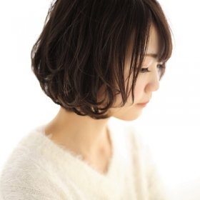 TARRYTABLE-艶のある黒髪ショート