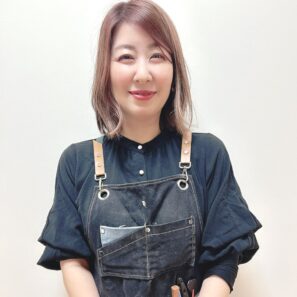 山口 香織