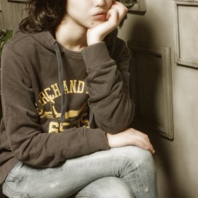 grow-シンプルな黒髪ショート