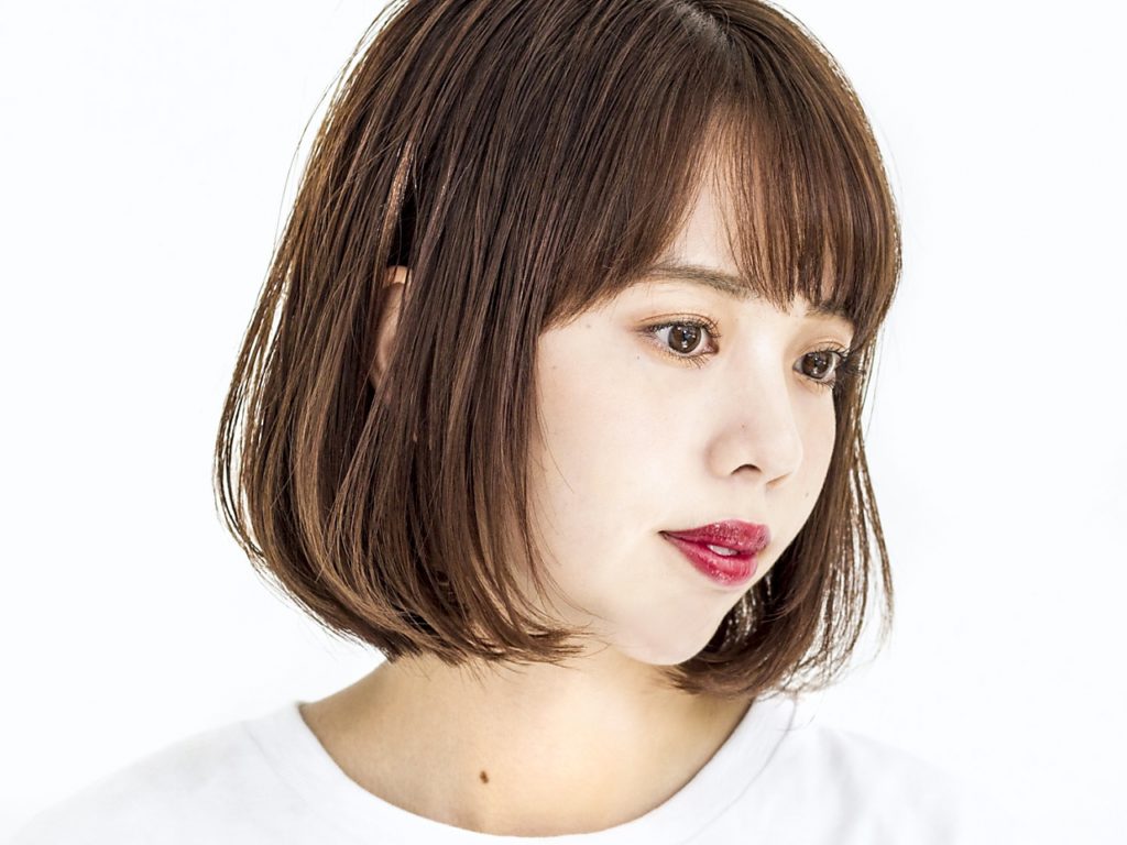 バジルプープラのストレートヘアの写真