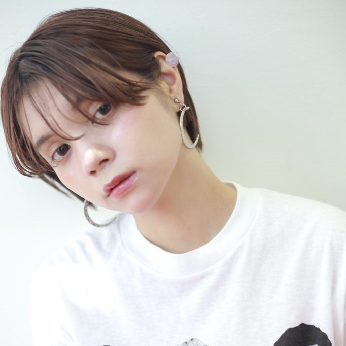 バディヘアルーツのショートヘアの写真