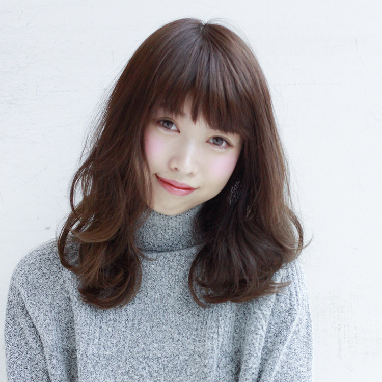 くせ毛×縮毛矯正でふんわり女子ヘアの写真