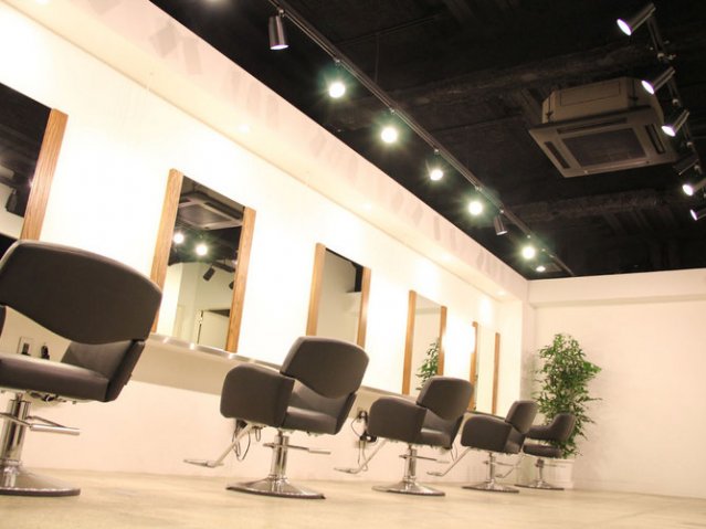 ヘアデザインメロの店内画像