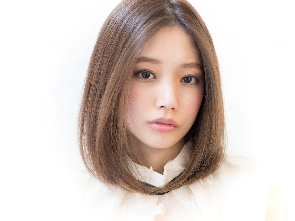 アイニティのストレートヘアの写真