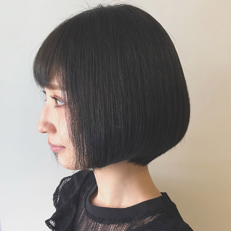 マンツーマンサロンの内巻きショートボブの写真