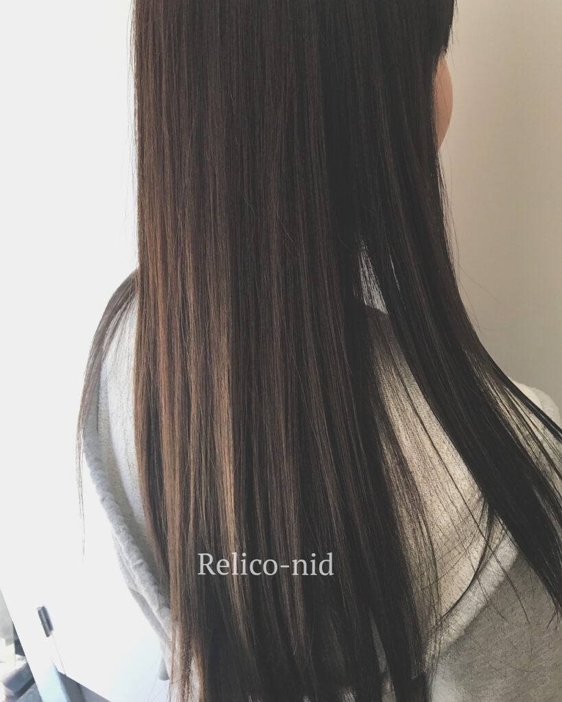 艶やかなロングスタイルの写真