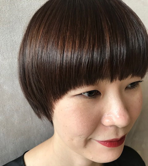 マッシュフォルムのショートスタイル写真