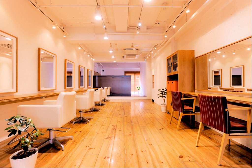 cutmodel-magoの店内