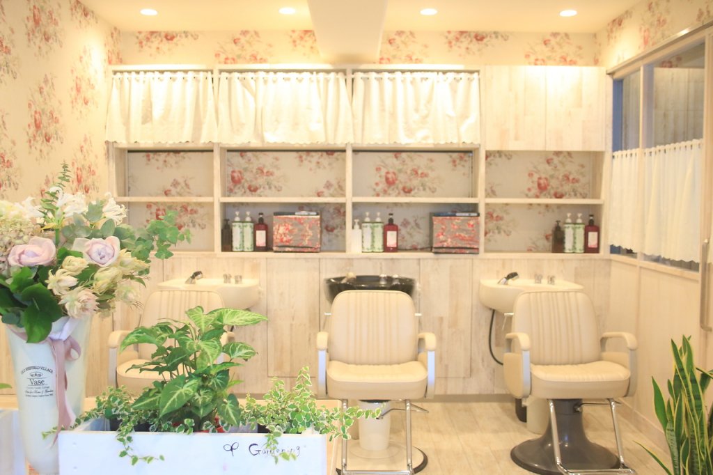 hena-タバサの店内