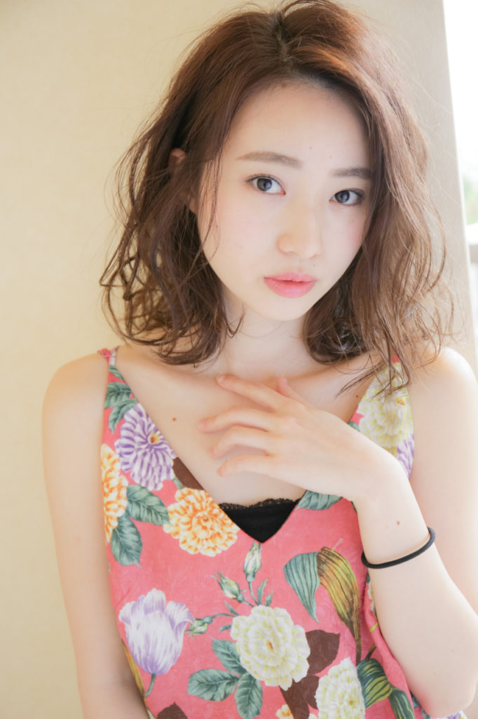 メロのボブスタイルの写真