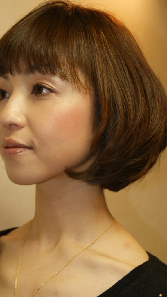 ボブカットの女性の写真