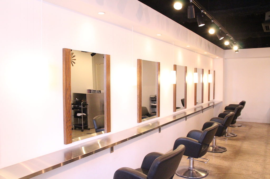 ヘアデザインメロの店内写真