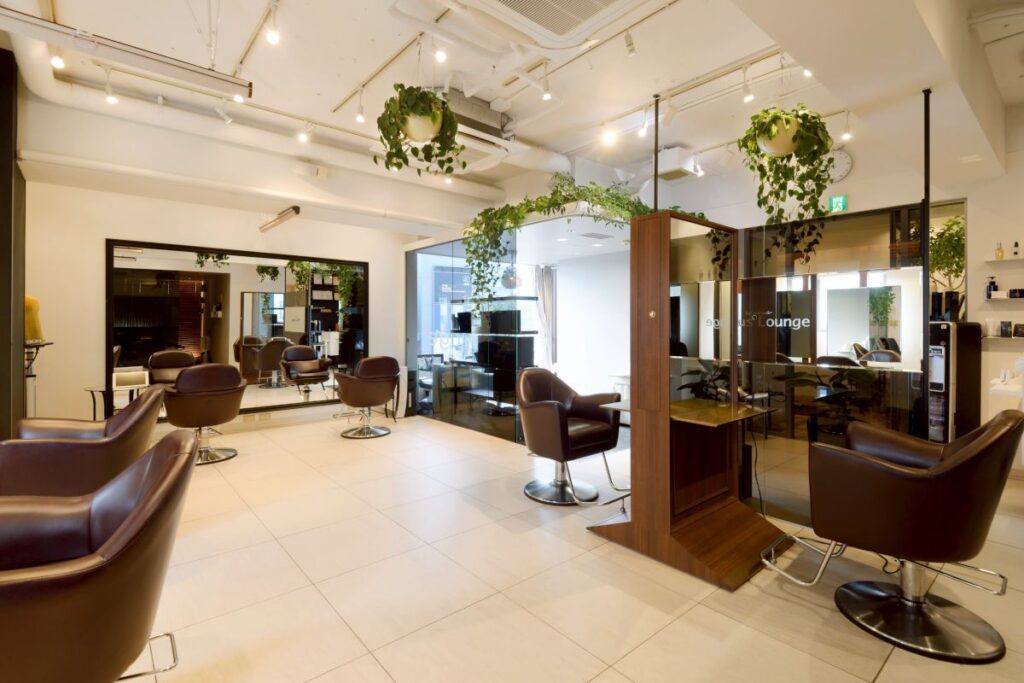 プルースラウンジの店内写真