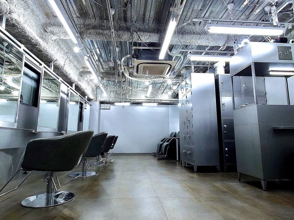 treatment-ナナインチの店内