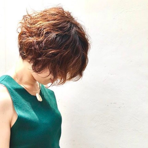 ゴカンオモテサンドウのヘアスタイルの写真