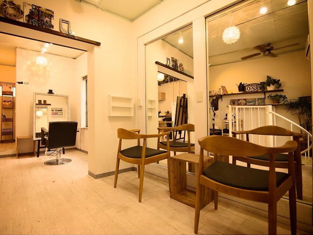 リナリアヘアトーキョーの店内写真