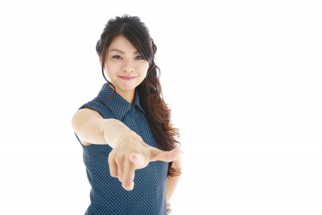 あなたにします!とスタイリストさんを指定する女性の様子