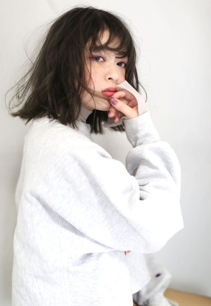 パーマボブスタイルの写真