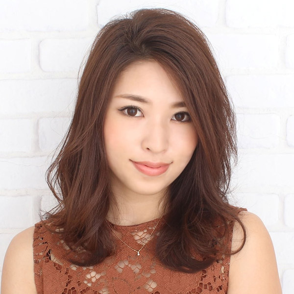 白髪染めをした女性の写真