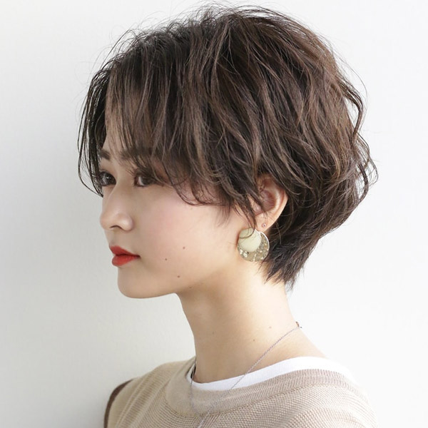 ヘッドスパを施術した女性の写真