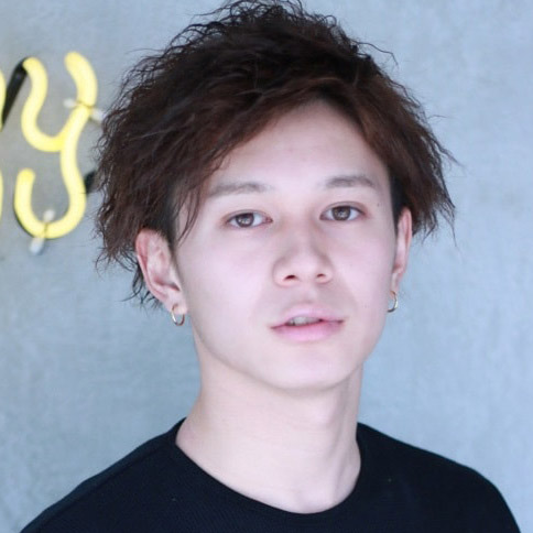 福岡市の美容室利用の男性の写真