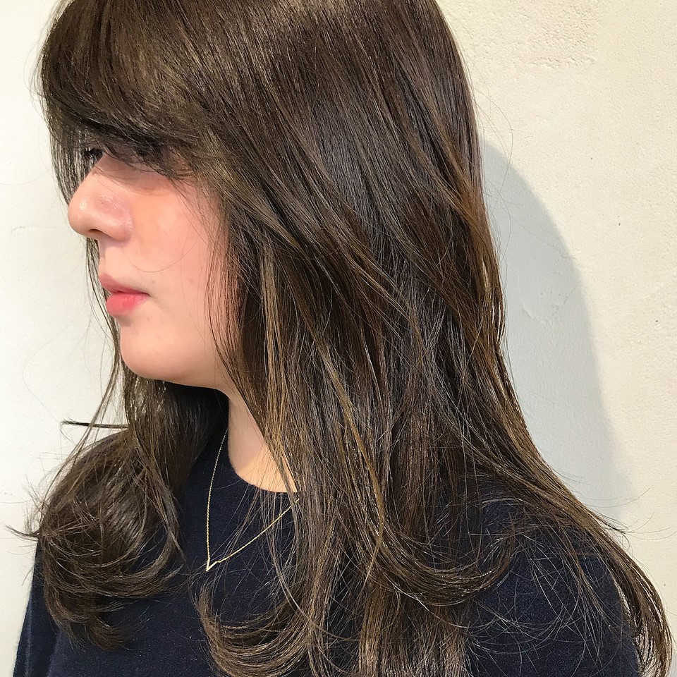 リサヘアーデザインのロングスタイルの写真
