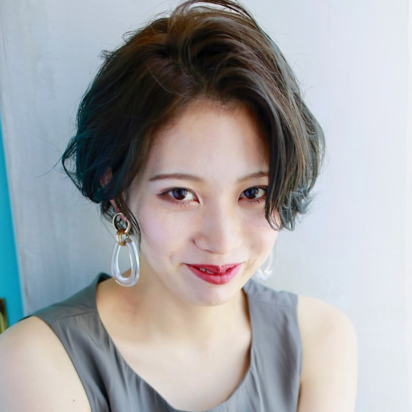 天神の美容室バースの大人っぽいショートスタイルの写真