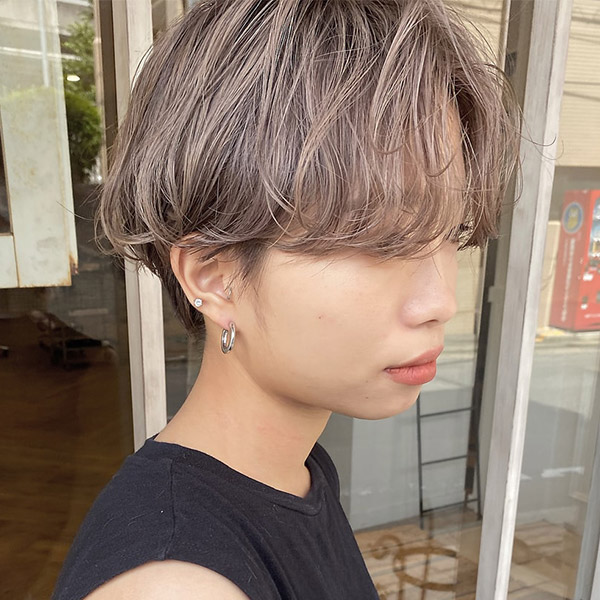 ハイライトカラーで外国人風のスタイルの写真
