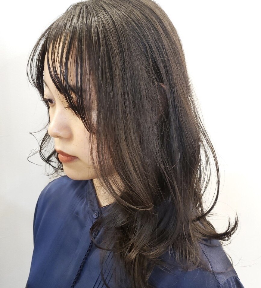 ウルフスタイルの女性の写真