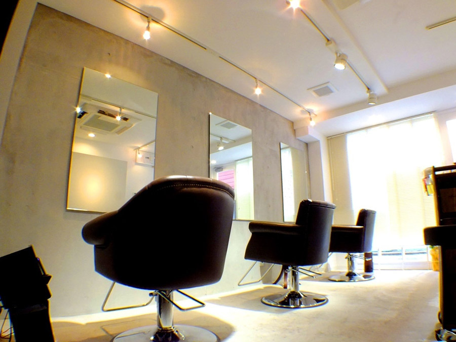 LOA hair&beautyの店内写真