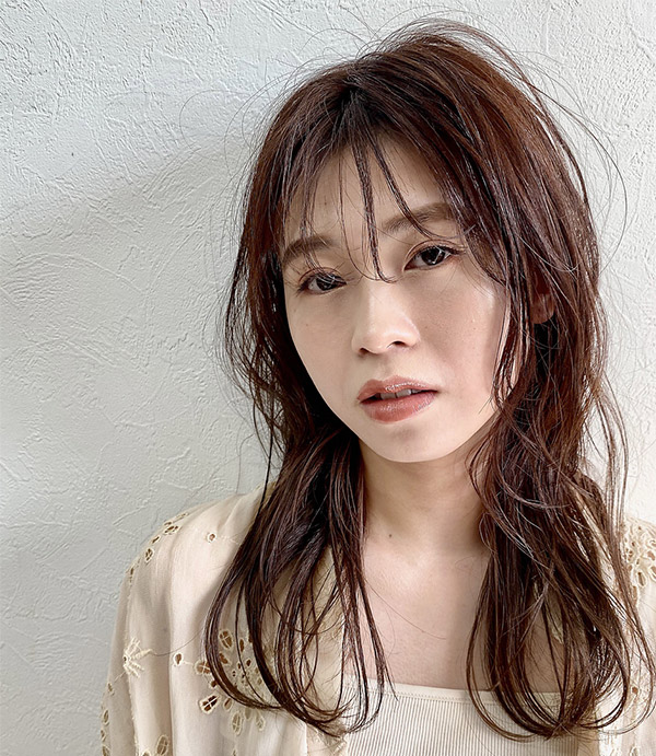 Seymourで白髪染めを施術した女性の写真