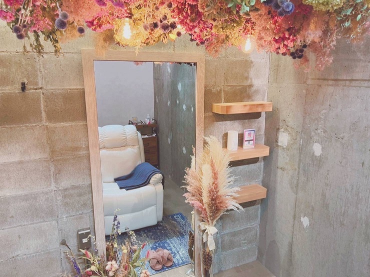 ルクス ヘアー アトリエの個室の写真