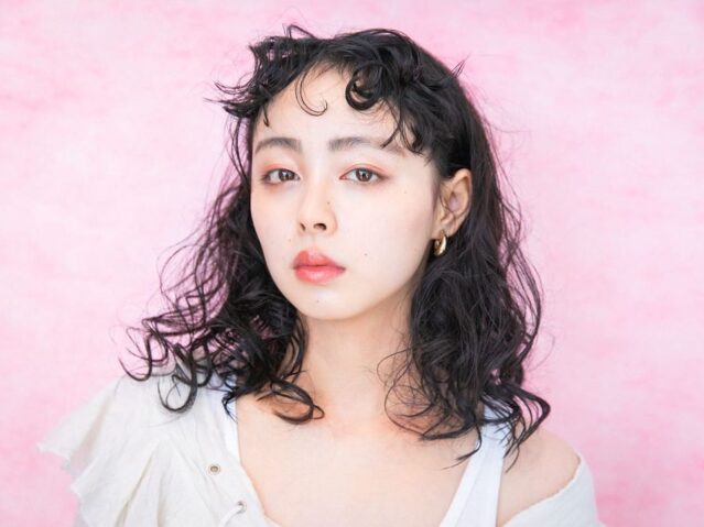 ネオソバージュとは？今っぽくなるポイントを美容師に徹底取材！