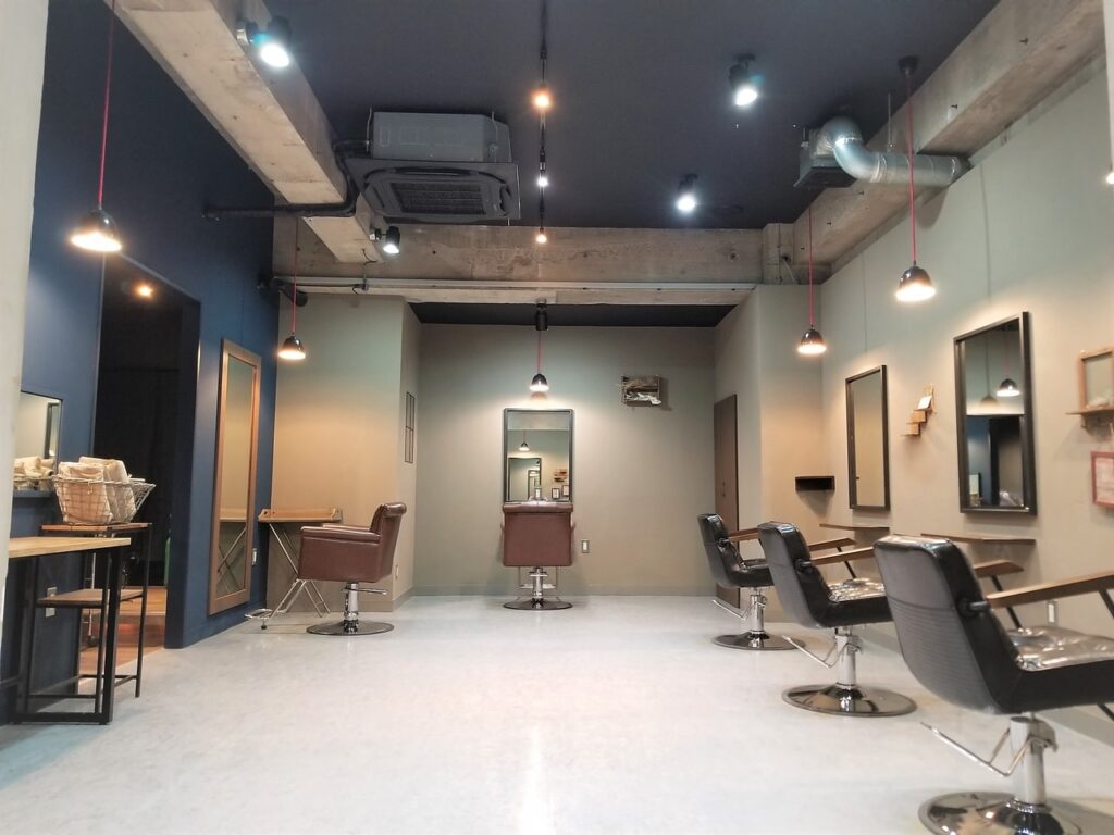 カリンの店内写真