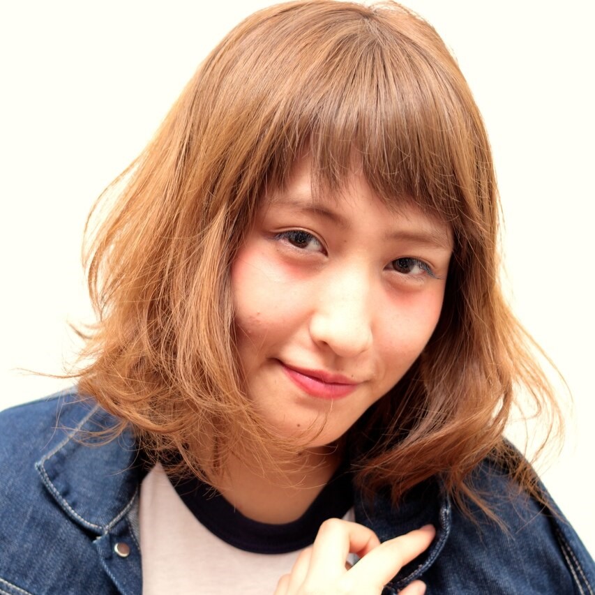 川崎の美容室でカラーをした女性の写真