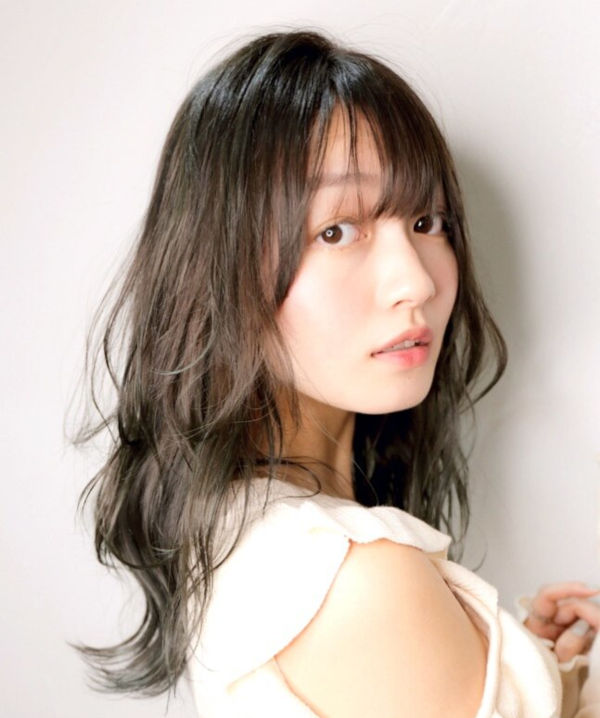 千葉のヘアサロンGree hair produceのふんわりウェーブスタイル
