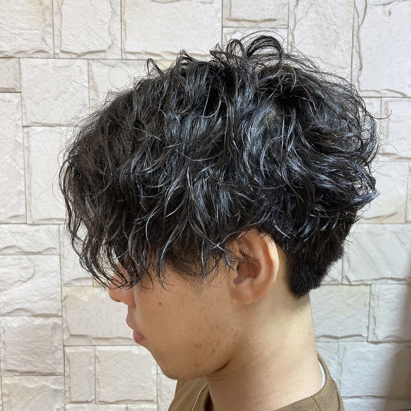 グリーヘアプロデュース チバテンのメンズスタイル写真