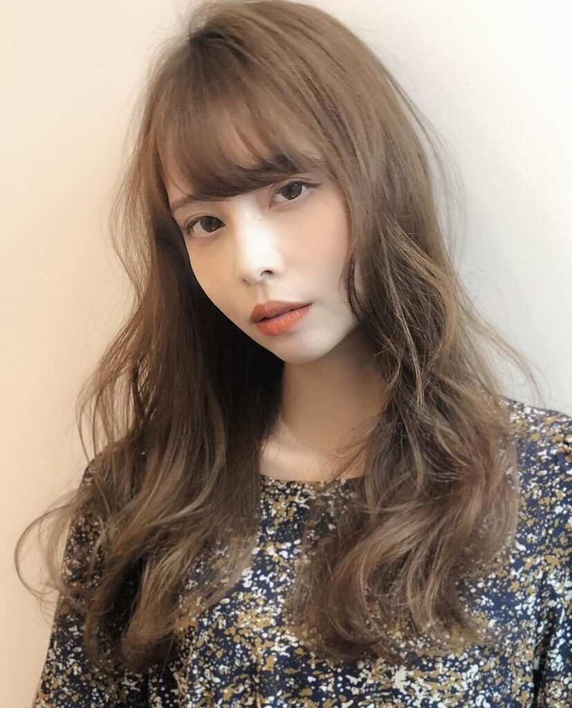 アグ ヘアー マリー ウンドウコウエンマエテンのロングスタイル