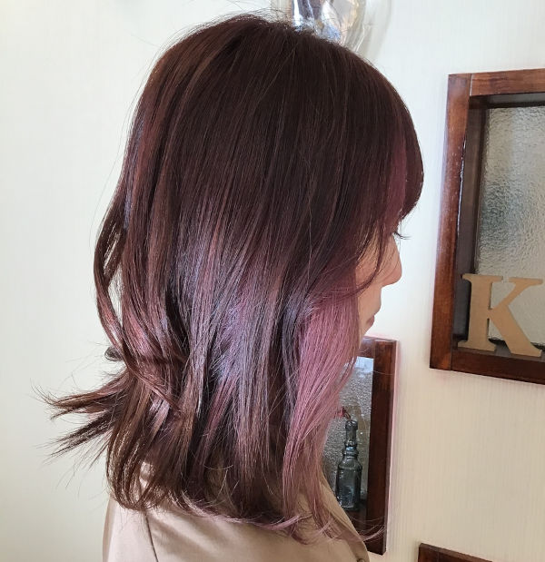 ヘアー メイク ケーツー ピンクのポイントカラースタイル