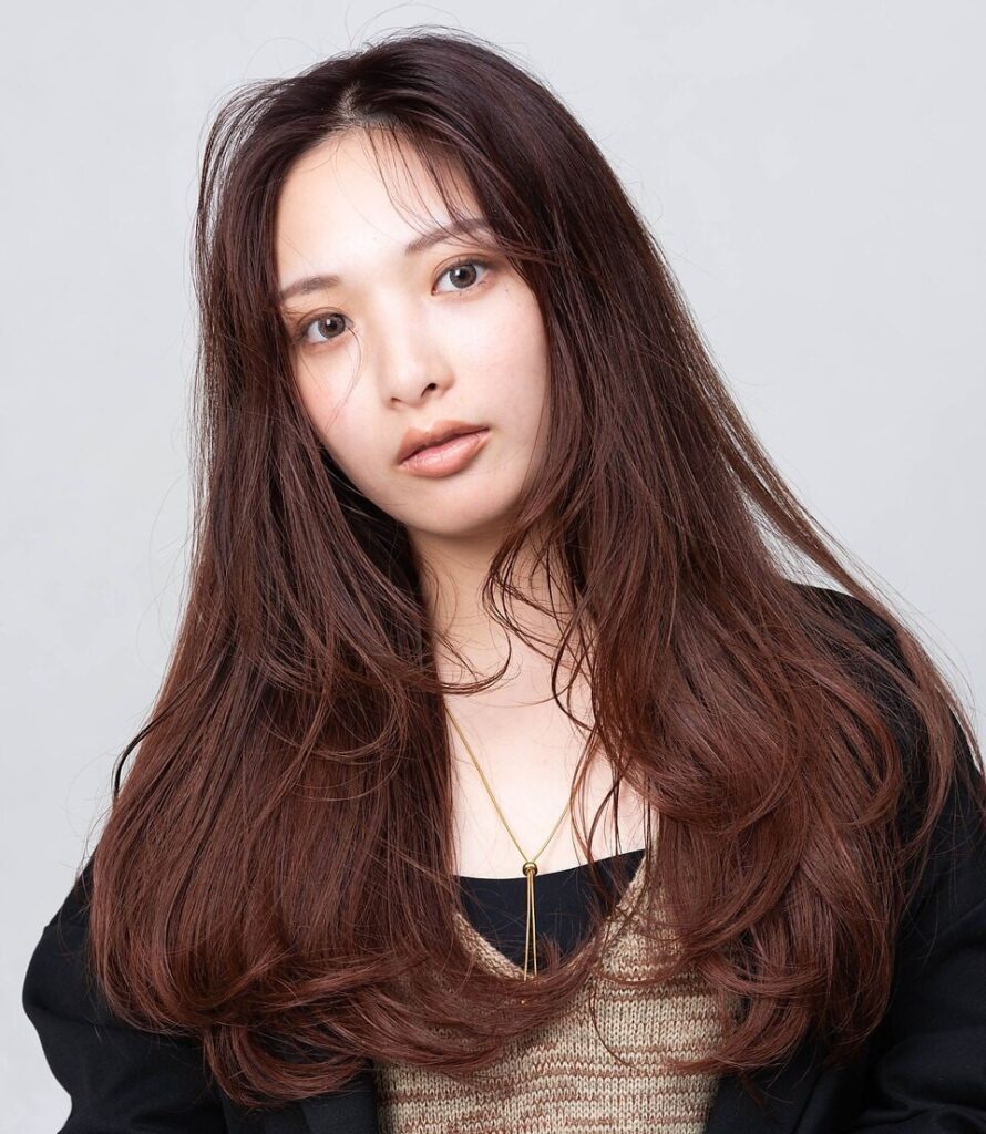 ラックスビー ナチュラ ミヤザキメガドン・キホーテナナイロテンのストレートスタイル