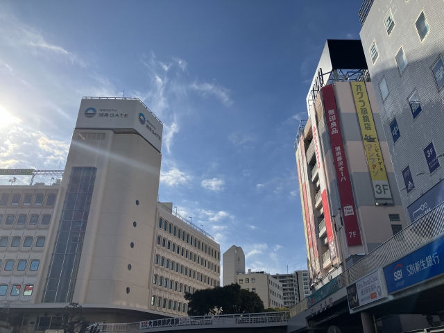 藤沢駅周辺のビルの写真