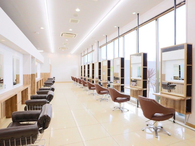 AccessMoon 研究学園店の店内の写真