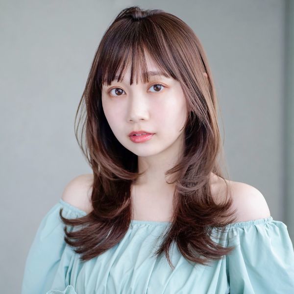 IT by ALBUM 浦和店のナチュラルカールくびれレイヤースタイル
