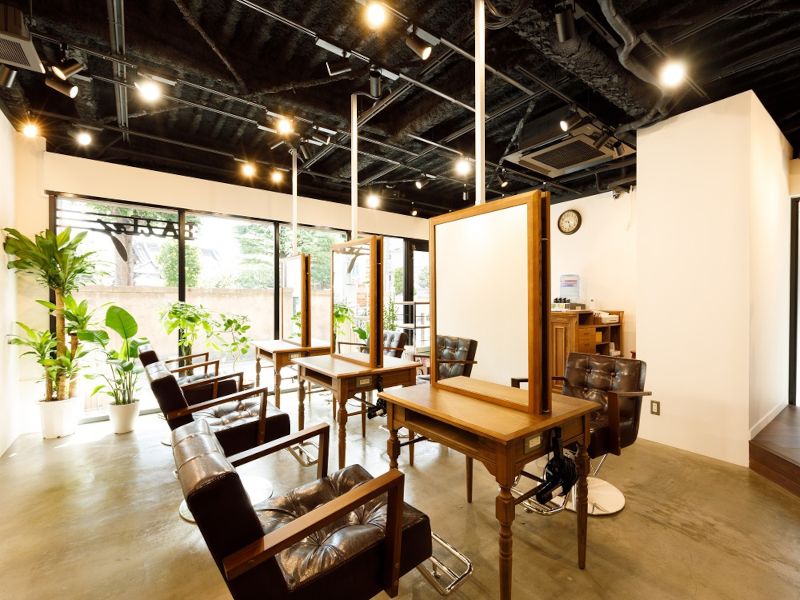 レイリーのシックな店内の写真