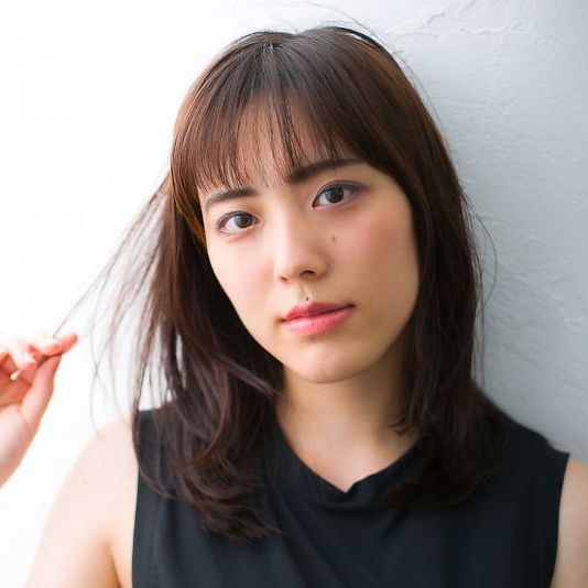 Ursus hair Design by HEADLIGHT 八王子店の自然なツヤストレートスタイル