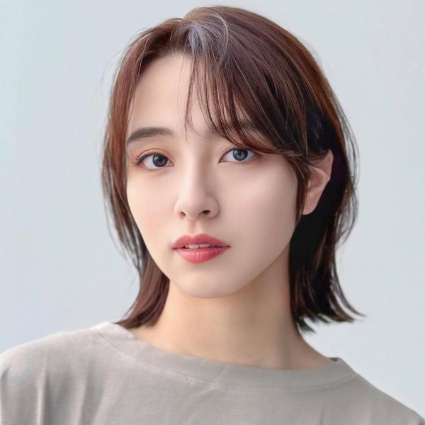 アグ ヘアー ハニーのくびれショートスタイル