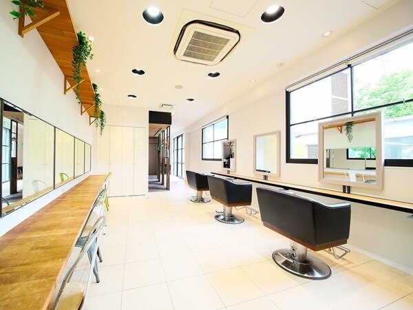 tone.堺北野田店の店内写真