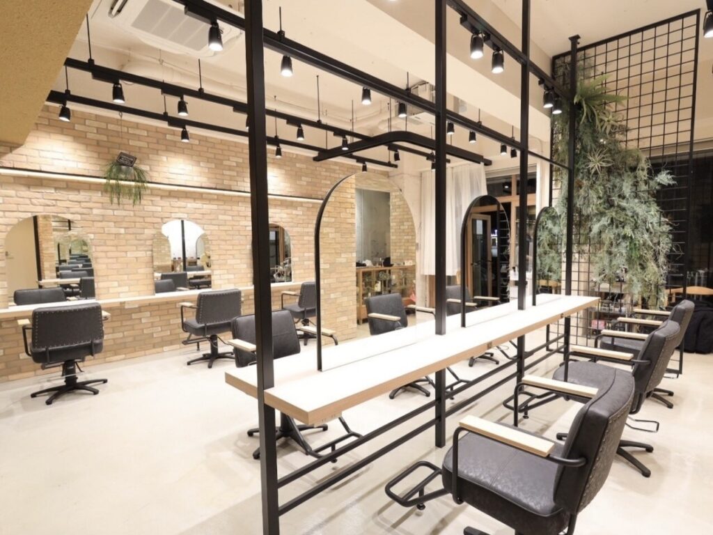 ZEST 三鷹店の店内写真