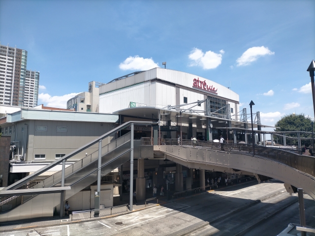 三鷹駅前の写真