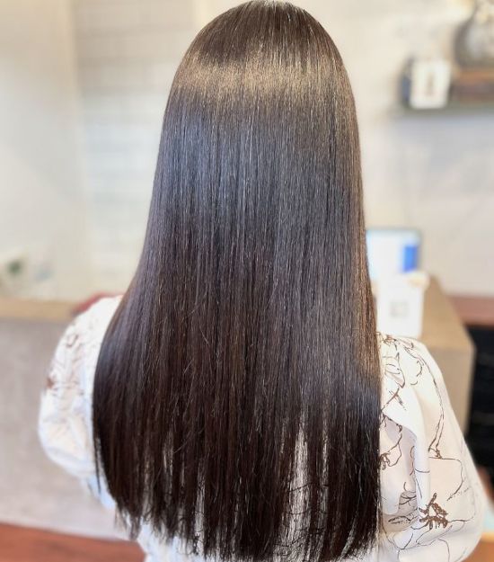 DISCO HAIRのうるツヤストレートスタイル